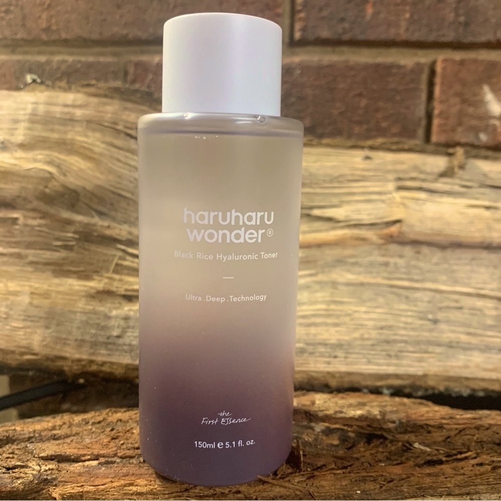 Haruharu Wonder Black Rice Hyaluronic Toner